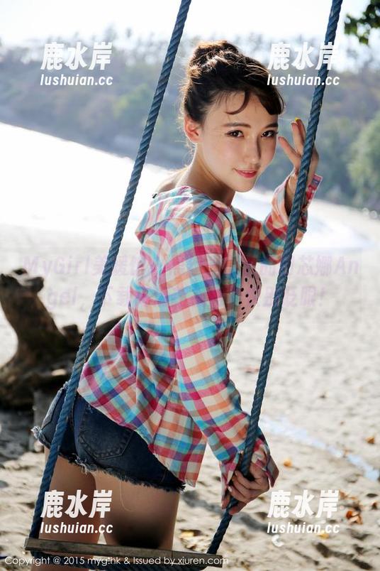 MyGirl美媛馆 - 黑丝光影下的田芯娜Angel，下载高清新视角，快别眨眼！