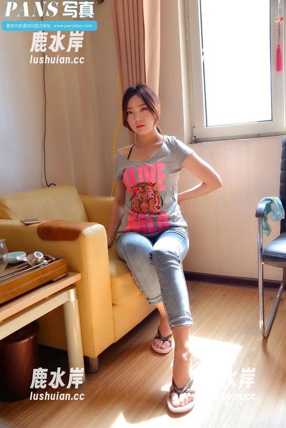 PANS写真 - 黑色的木木，这波福利写真让人心痒，白眼瞪大了。