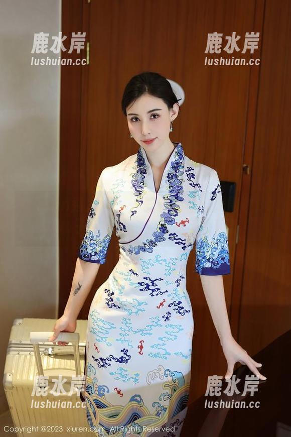 Xiuren秀人网-Betty林子欣 Xiuren秀人网 - 一群粉色马卡龙围攻Betty林子欣——她的作品集呼唤你!