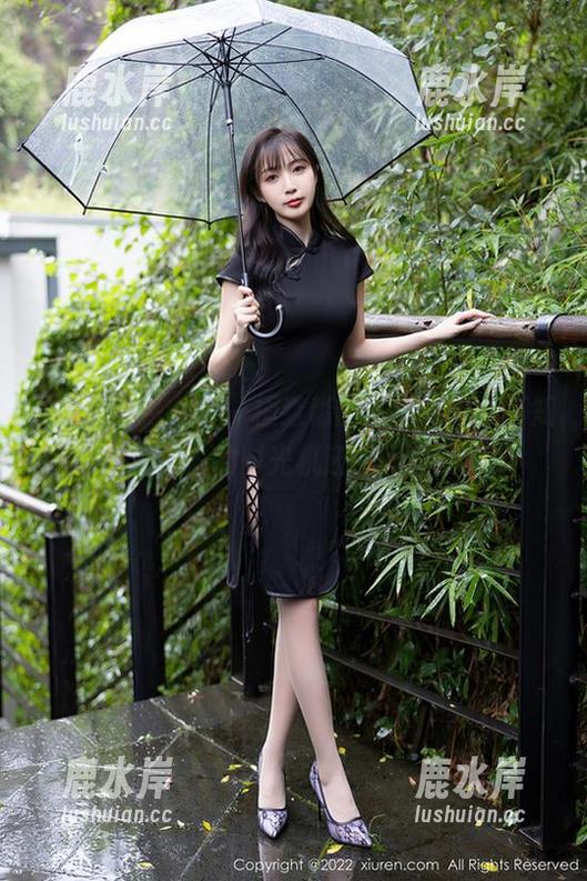 Xiuren秀人网 - 桓淼淼的私房旗袍，不知道是穿上去的时光机还是间谍装备？