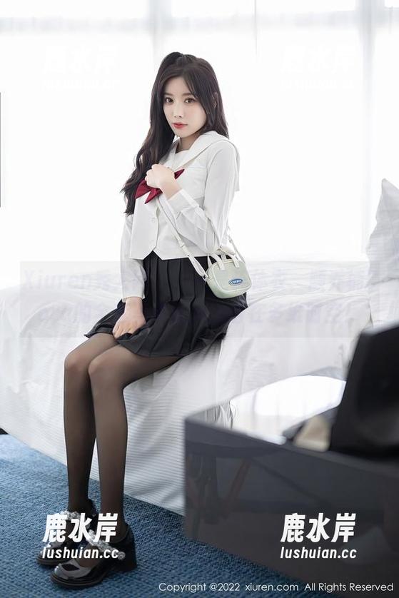 Xiuren秀人网 - 不光是连体衣，顾乔楠Cora的全套写真让人恍若在多维时空！