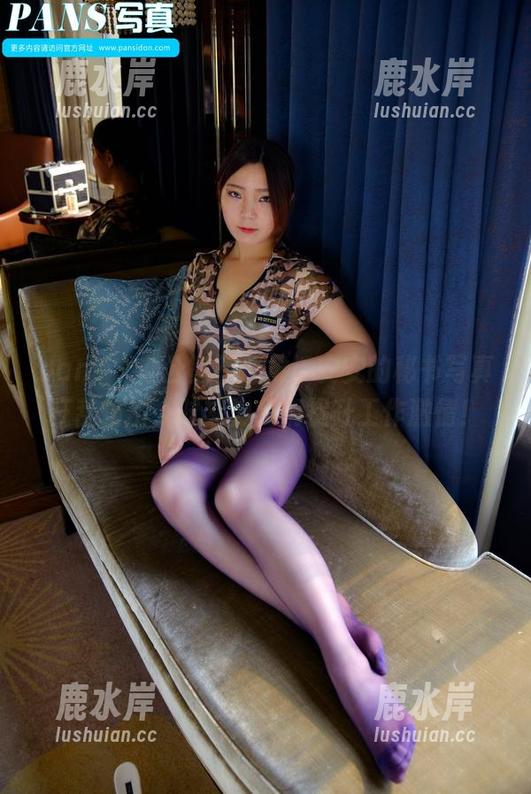 pans - 办公室不严肃，安安的秘书写真狂乱输出，时刻为我们提升工作激情！