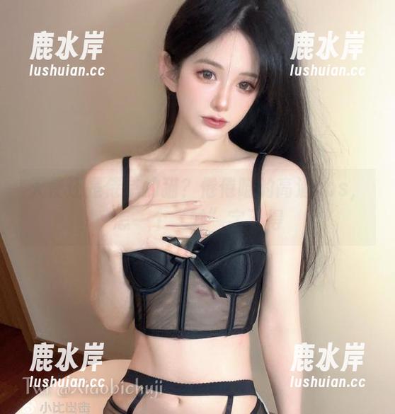 天使还是倦怠的猫？倦倦喵的高清cos，怎一个“妙”字了得