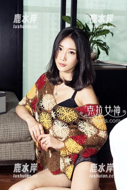 克拉女神 - 很少见的高子琁浴缸风光，先不下载，眼睛饱饱再说。
