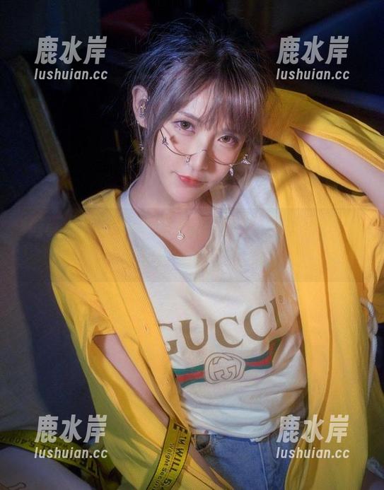 在下萝莉控ii 最新作品集:在下萝莉控ii的魔王黑贞,从此你们没人敢欺负她了!