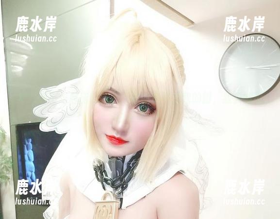 夏鸽鸽不想起床的作品：别说这不是我的脚，我只能说它是美的！