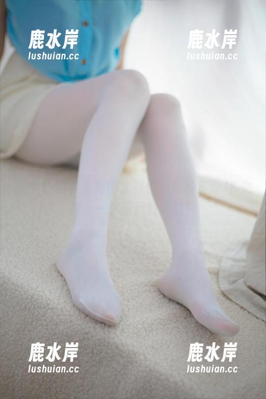 少女秩序 - 定制得太到位，乐栀变身JK女神——这画风我喜欢！