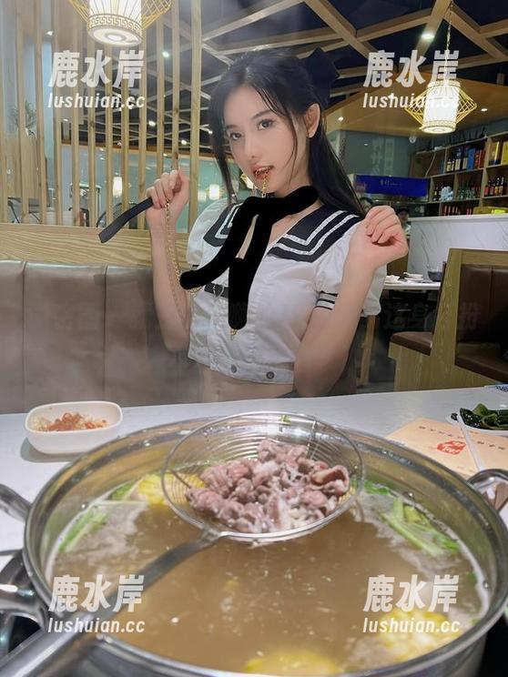 微密圈 - 就是阿朱啊的JK图集：这身打扮没人能抗拒吗？