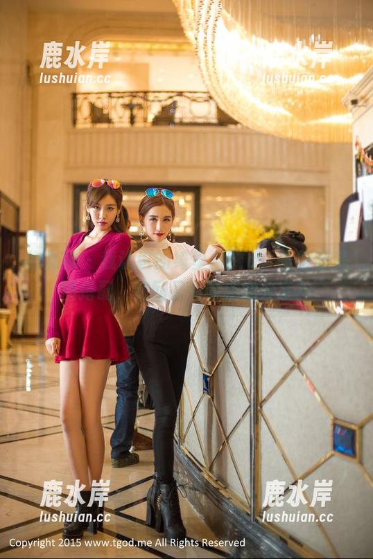 推女神 - 我认识的绮里嘉Ula，眼镜和美图搭配，这回又有啥新的分享？