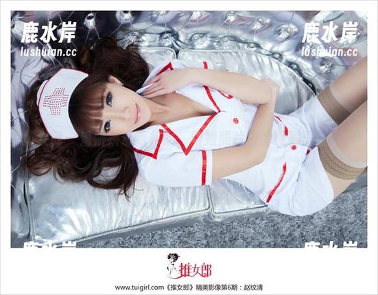 推女郎 - 潘娇娇最新作品，厨娘照片中的隐秘烹饪哲学。