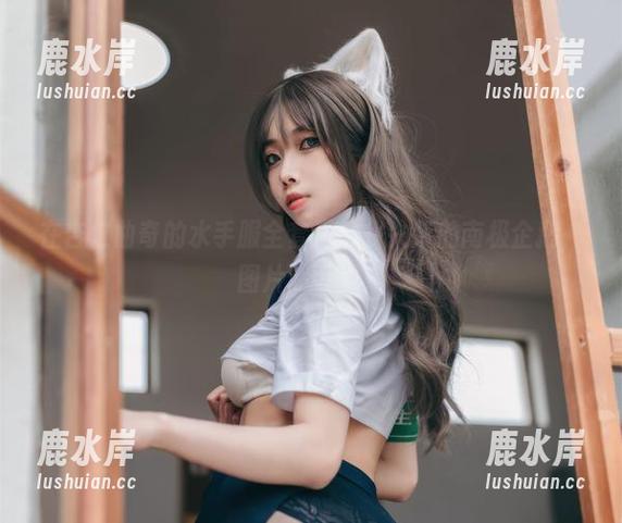 杏仁曲奇 在杏仁曲奇的水手服全套里寻找失落的南极企鹅,图片超可爱!