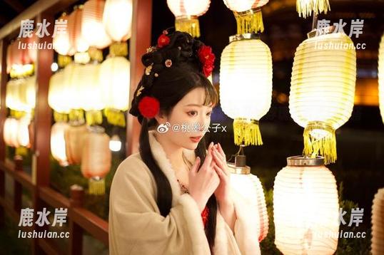 桃墨公子的美腿合集，实话说，我脑海中开始浮现出各式腿部搭配的奇怪画面…