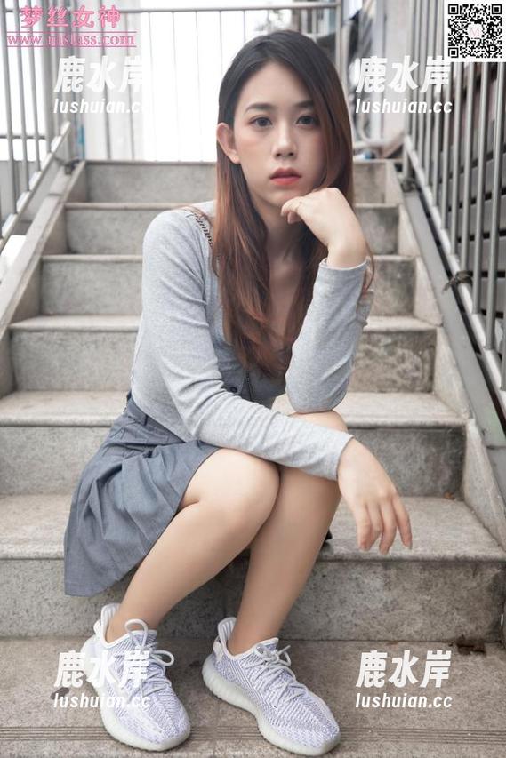 梦丝女神 - 最新来的灵唯电喵女神浴缸图，让我手痒想点开，可是眼睛不够用啊！