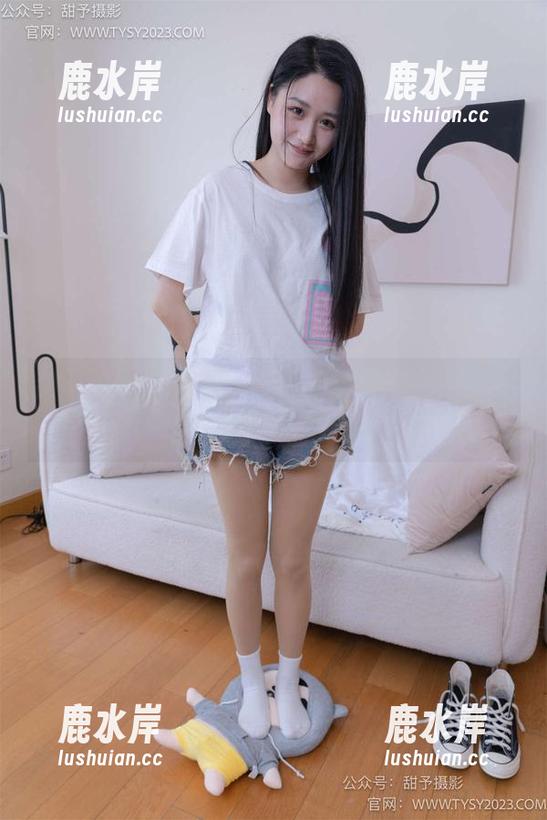 甜予摄影 - 花开一瞬，温柔交织，高清写真里的思思如梦初醒