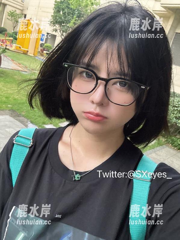眼酱大魔王w的兔子资源图集——一秒变身萌宠狂潮，你敢不点开吗？