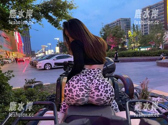 微密圈 - 禅雨儿Lynne的视频像天然的原图，强烈推荐收藏成写真集。