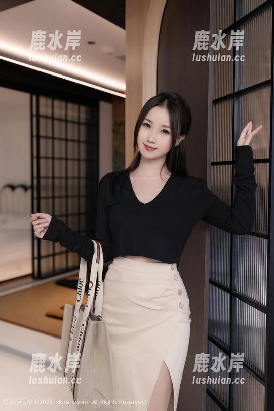 秀人网 - 优酱的私房里，丝丝入扣的写真梦游