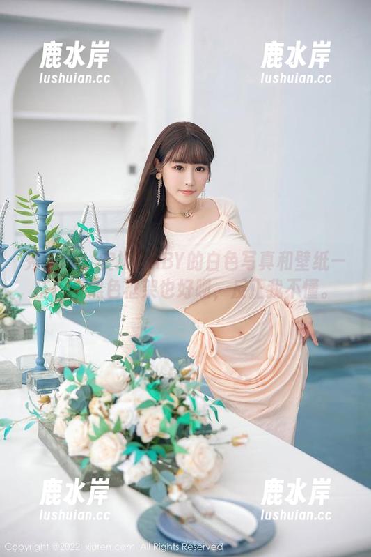 秀人网 - 安妮BABY的白色写真和壁纸—搭配个黑色框架也好呗，反正我不懂。
