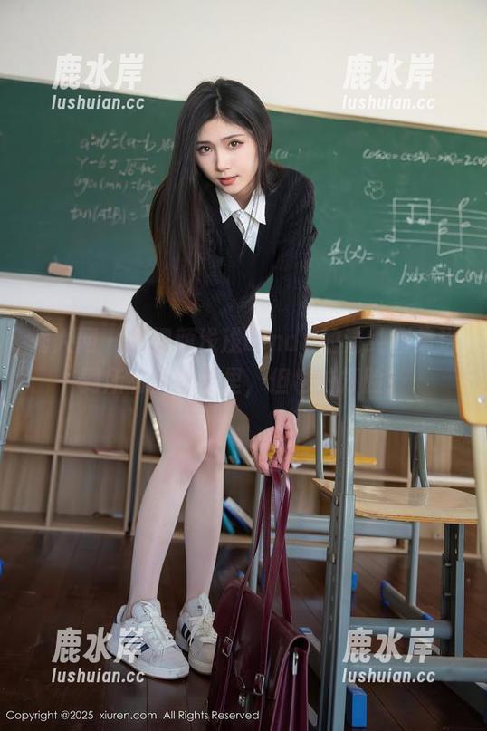 秀人网-颜浅浅Cindy 秀人网 - 想把颜浅浅Cindy的清纯图集送到所有人的手里,但也怕打脸!