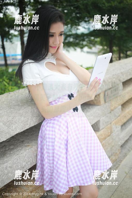 美媛馆 - 不知道大家有没有被“全套毛衣”迷住，糯美子MINIbabe现在可是我心头的那股小火焰。