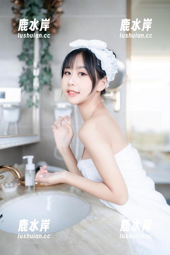 图集点亮你的视线：与萌芽儿o0的女王Style亲密接触，下载走起！