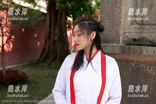 蜜桃社 - 木奈奈黑白私房写真，淡淡的清新，却又让人浮想联翩，难以言喻。