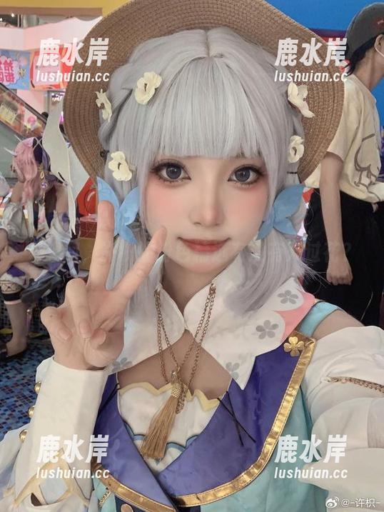 只想问，许枳的粉色精选有没有开过花？