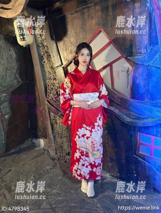 微密圈 - 一张图撩到你！轩子巨2兔的福利：白色马油袜，别想躲开