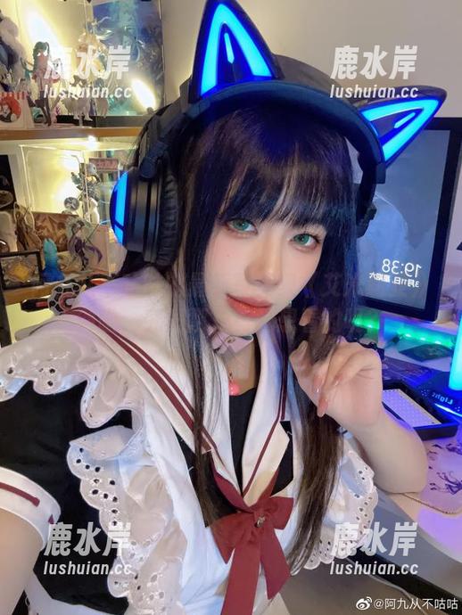阿九从不咕咕 阿九从不咕咕的最新写真集《艾米莉亚》到啦,究竟哪儿有我想看的呢?